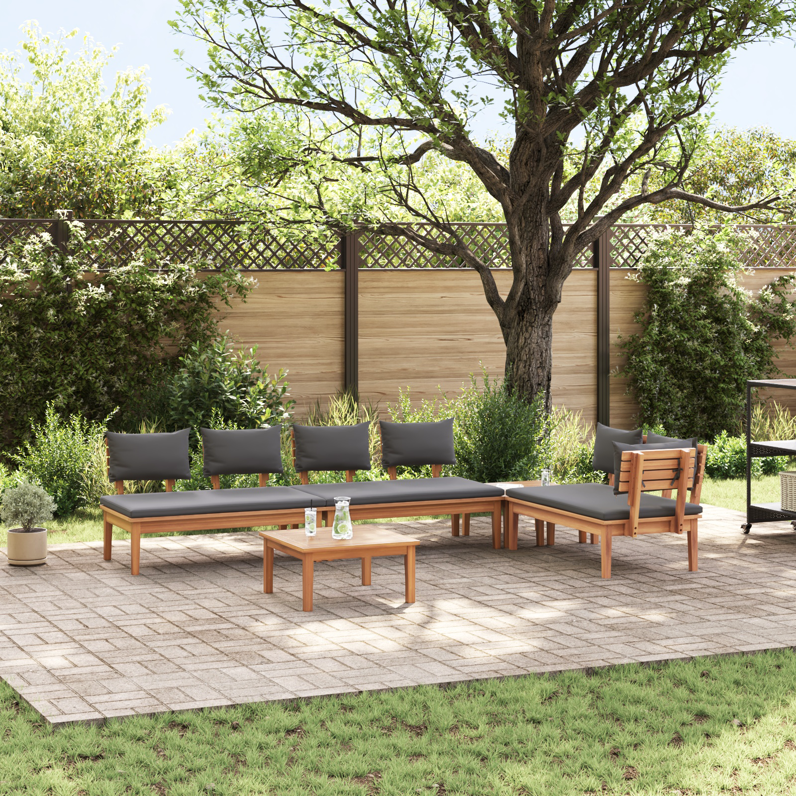 5-teiliges Garten Esstisch Set mit Kissen aus massivem Teakholz 5-teiliges Garten Esstisch Set mit Kissen aus massivem Teakholz
