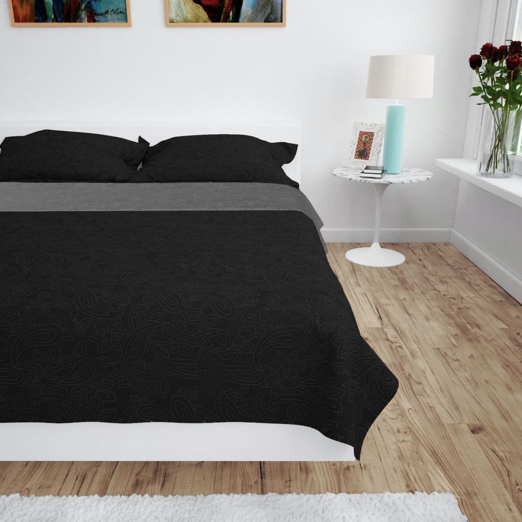 Zweiseitige Tagesdecke Gesteppt 220 x 240 cm Grau und Schwarz Zweiseitige Tagesdecke Gesteppt 220 x 240 cm Grau und Schwarz